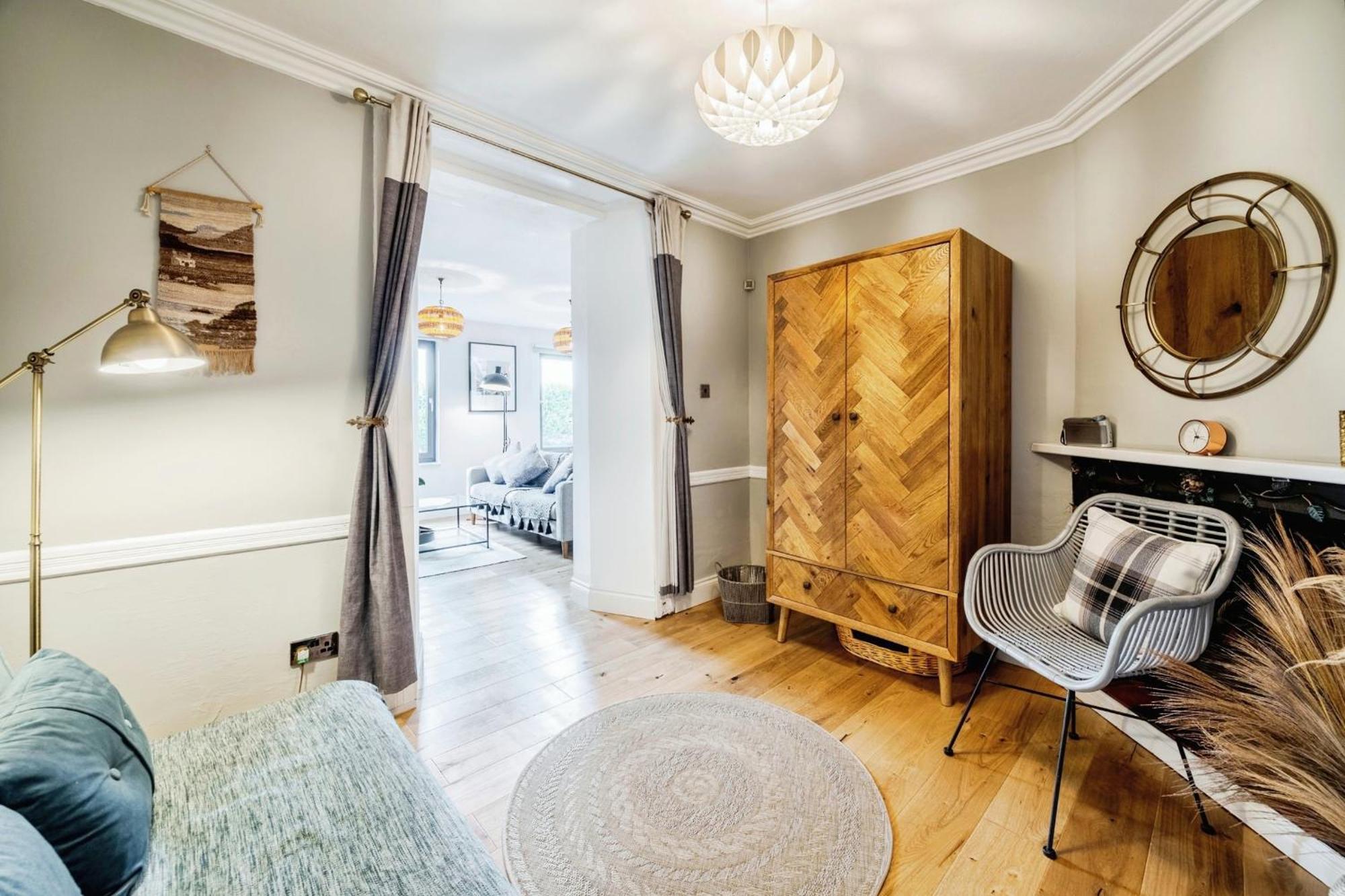 Cosy Lochside Cottage With Mountain And Sea Views Clynder Kültér fotó