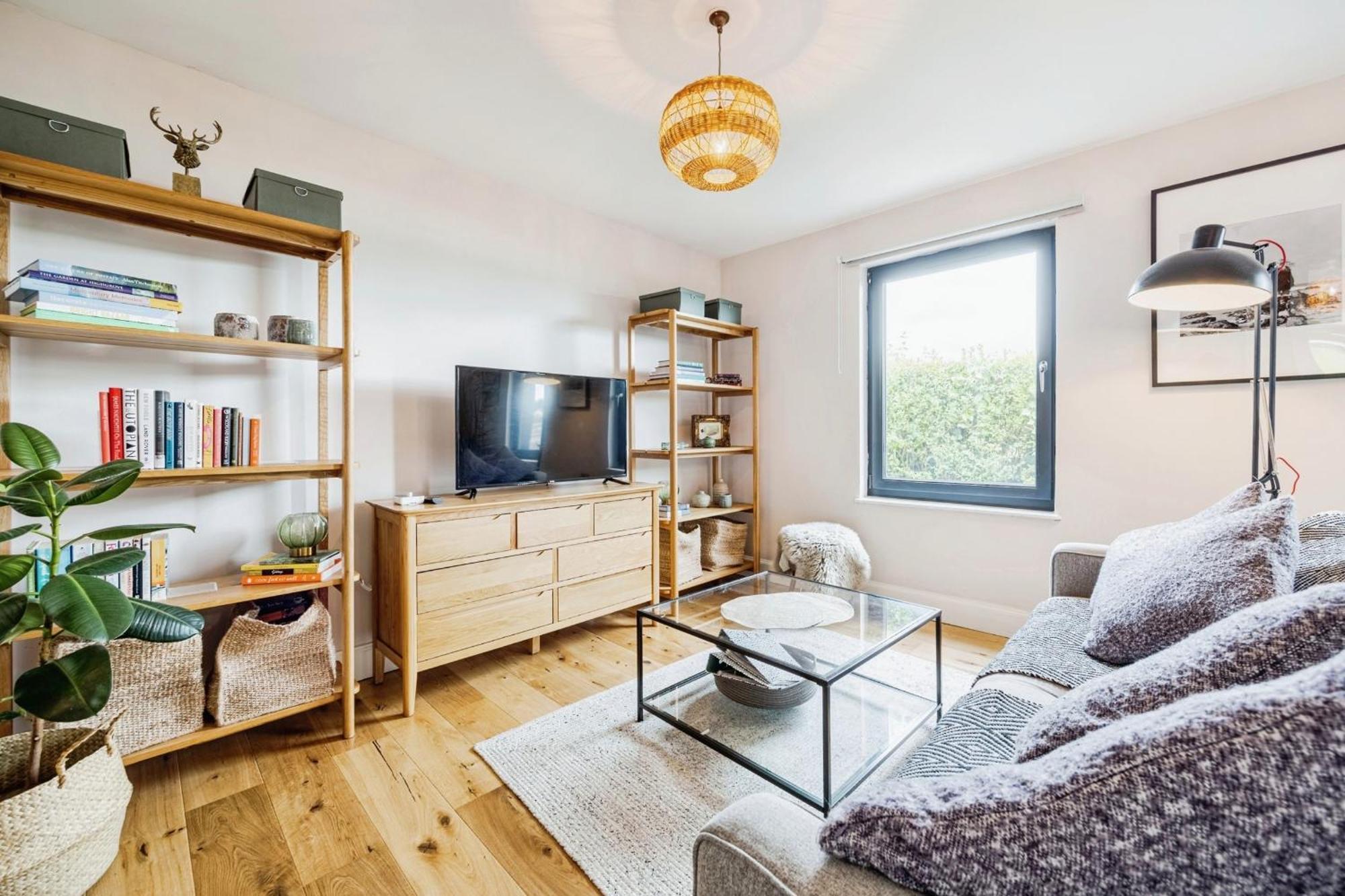Cosy Lochside Cottage With Mountain And Sea Views Clynder Kültér fotó