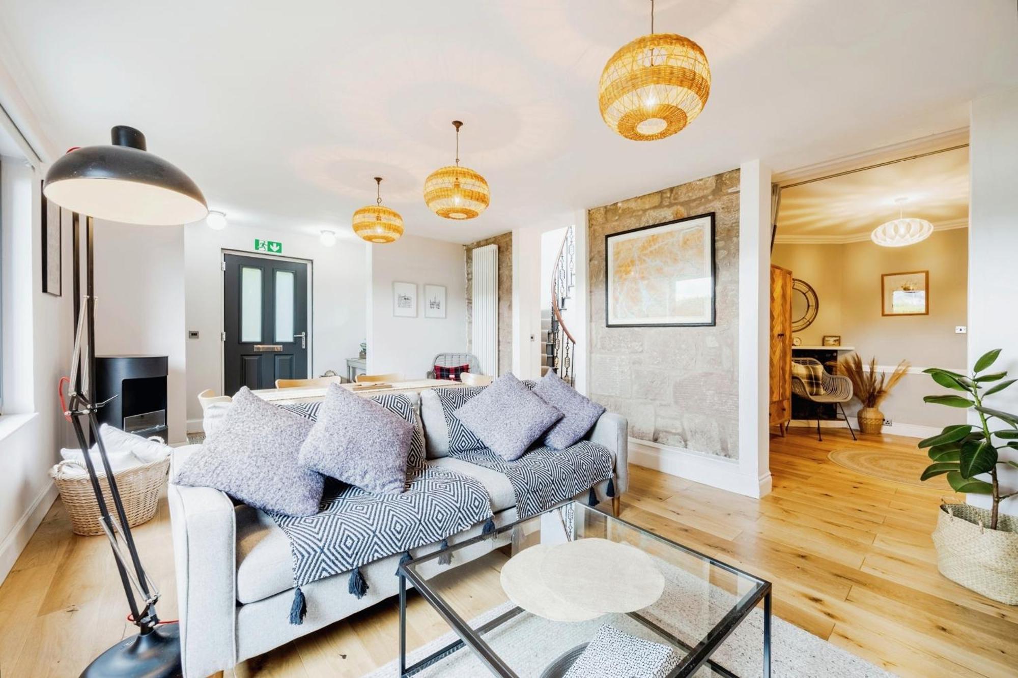 Cosy Lochside Cottage With Mountain And Sea Views Clynder Kültér fotó